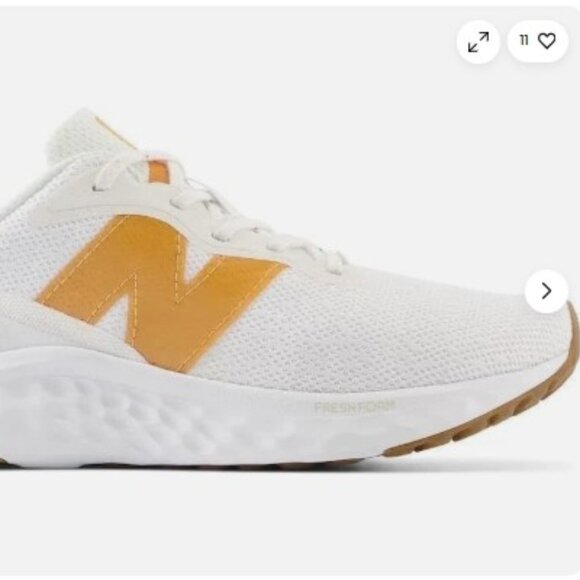 New Balance Shoes - New Balance Women's Fresh Foam Arishi V4 Running Shoe, Orange and White - Size 7